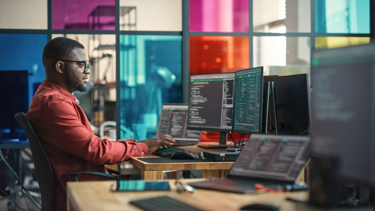 recrutement service informatique interne entreprise