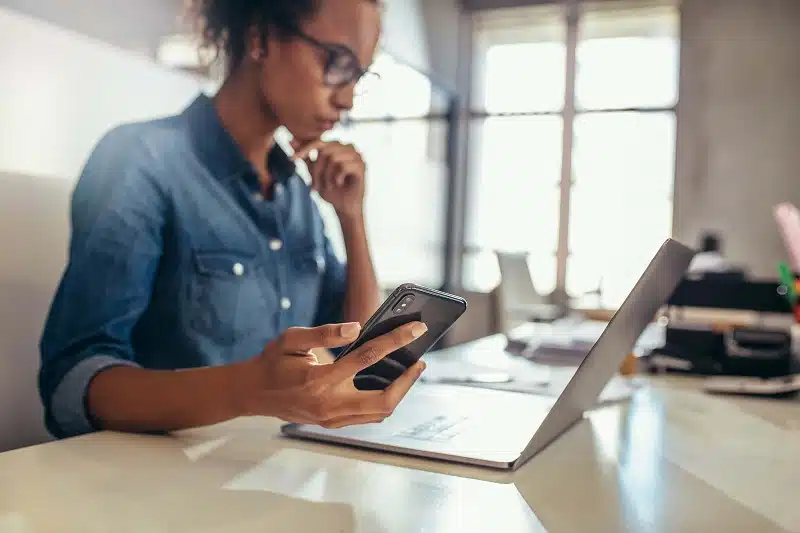 Pourquoi opter pour une solution web tout-en-un d'assistance et d'accès à distance