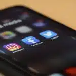 L'évolution des réseaux sociaux : de leurs débuts à aujourd'hui