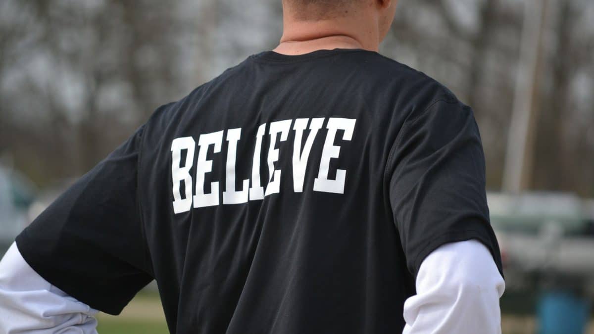 Le sweat-shirt personnalisé, un atout majeur pour votre stratégie marketing
